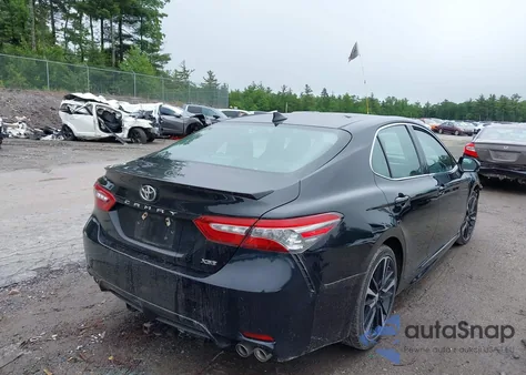 2019 Toyota Camry Xse z USA, uszkodzony, nr VIN 4T1B61HK0KU707464